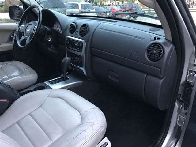 2002 Jeep Liberty Limited 4dr 4WD SUV